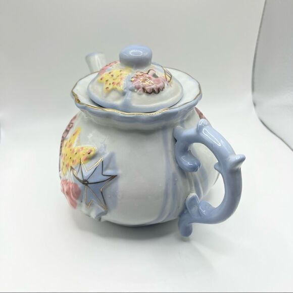 Seashell Ceramic Teapot Pastel Colors and Gold Accents - Picture 6 of 12